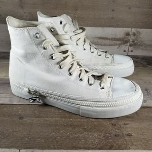 White Zipz Shoes | Mens Size 8